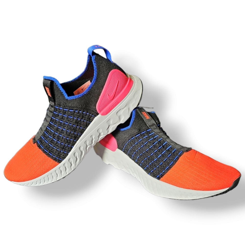 Nike React Phantom Run Flyknit 2 SIZE 8.5